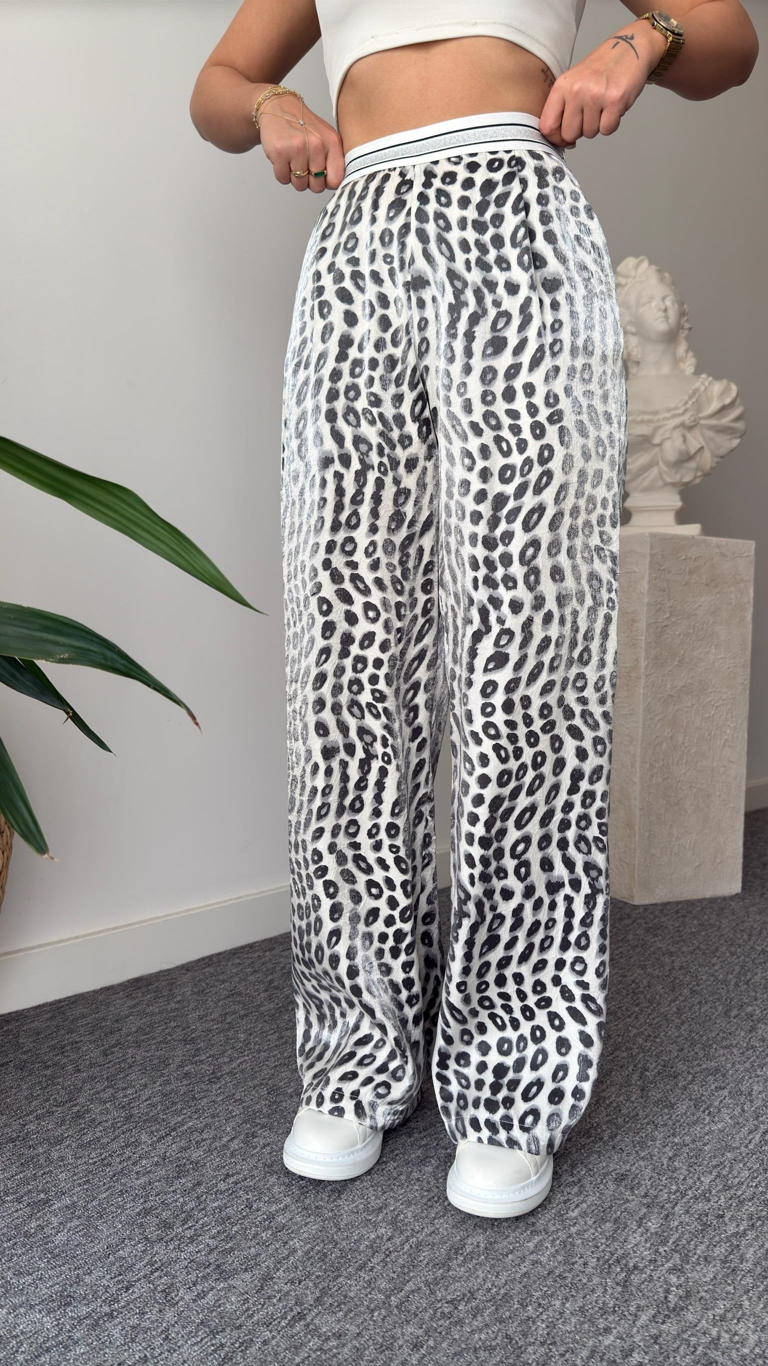 Kuel Elastic Waist Patterned Trousers