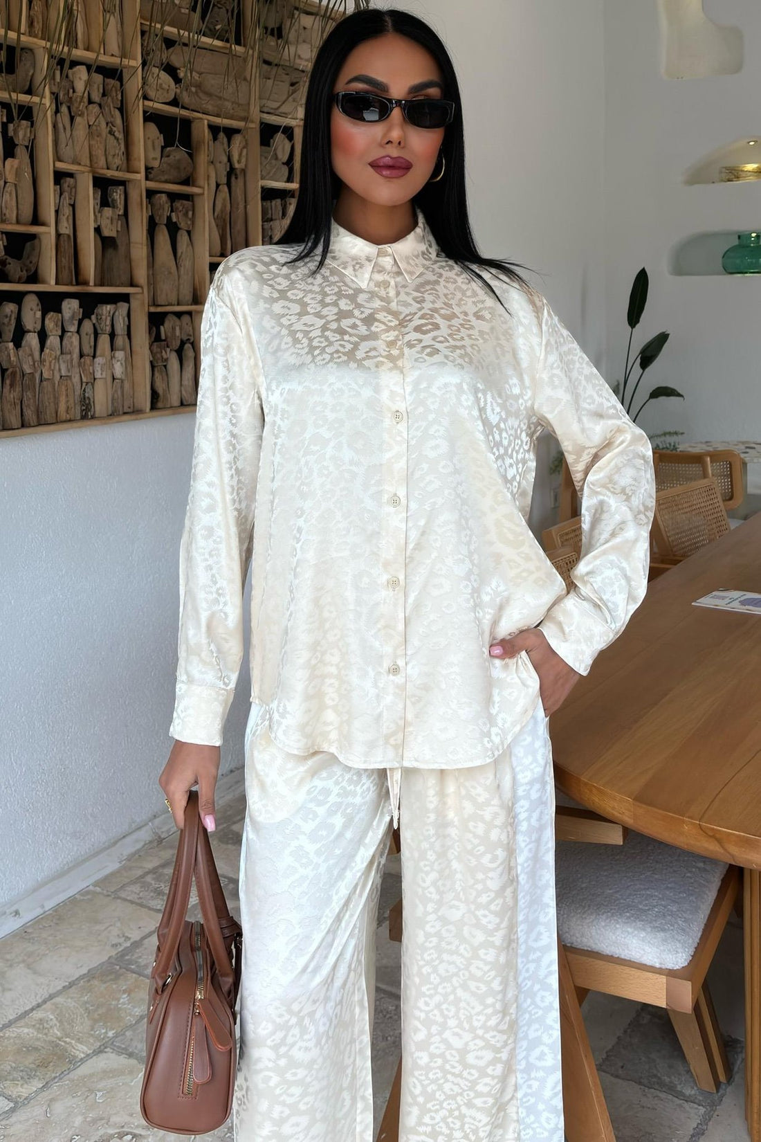Garni Detail Jacquard Satin Suit White