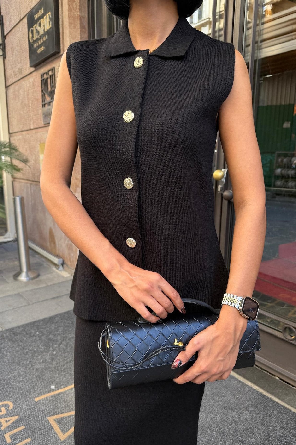 Gold Button Detailed Vest Midi Suit Black