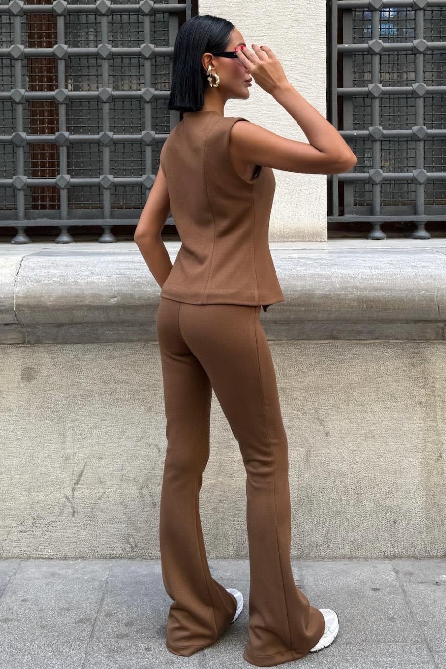 Modal Suit with Gold Buttoned Vest and Spanish Trousers brown