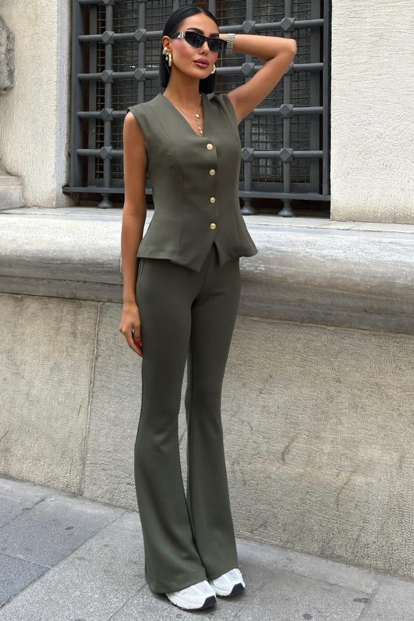 Modal Suit with Gold Buttoned Vest and Spanish Trousers green