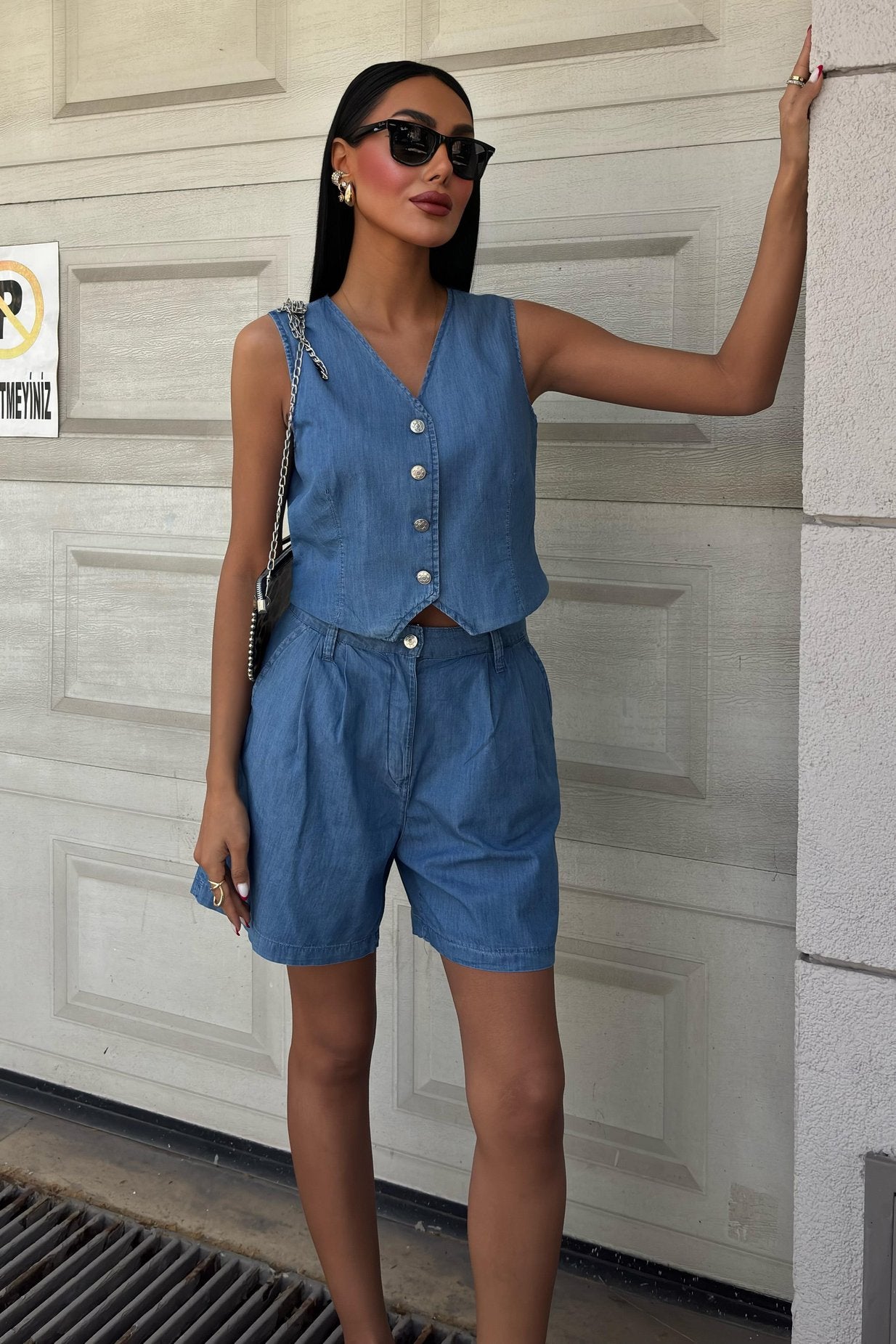 Silver Buttoned Vest and Shorts Tencel Set Light Blue