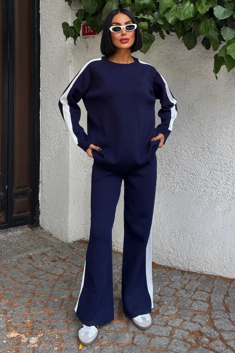 Comfortable Knitwear Set with Striped Edges Blue