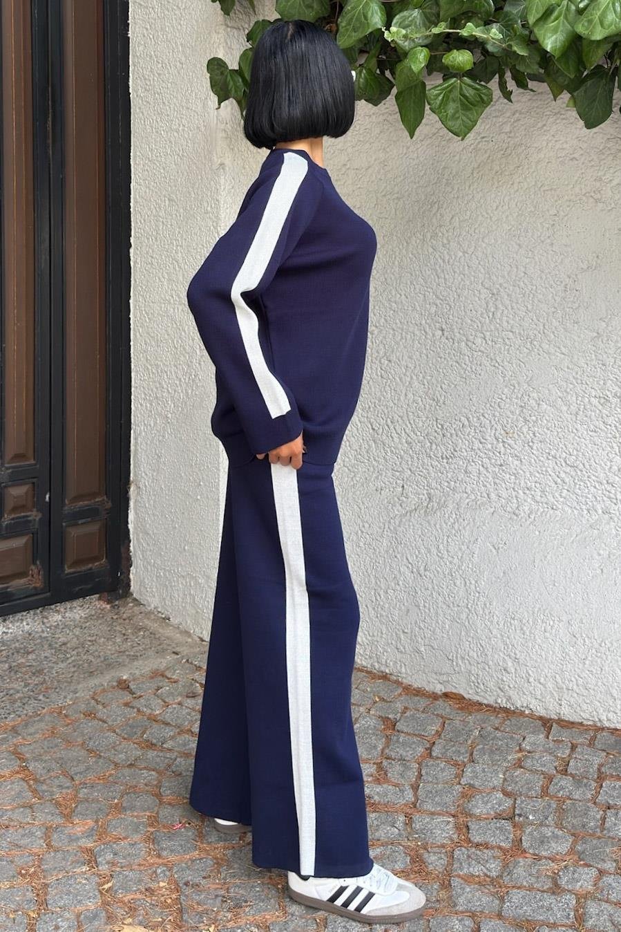 Comfortable Knitwear Set with Striped Edges Blue