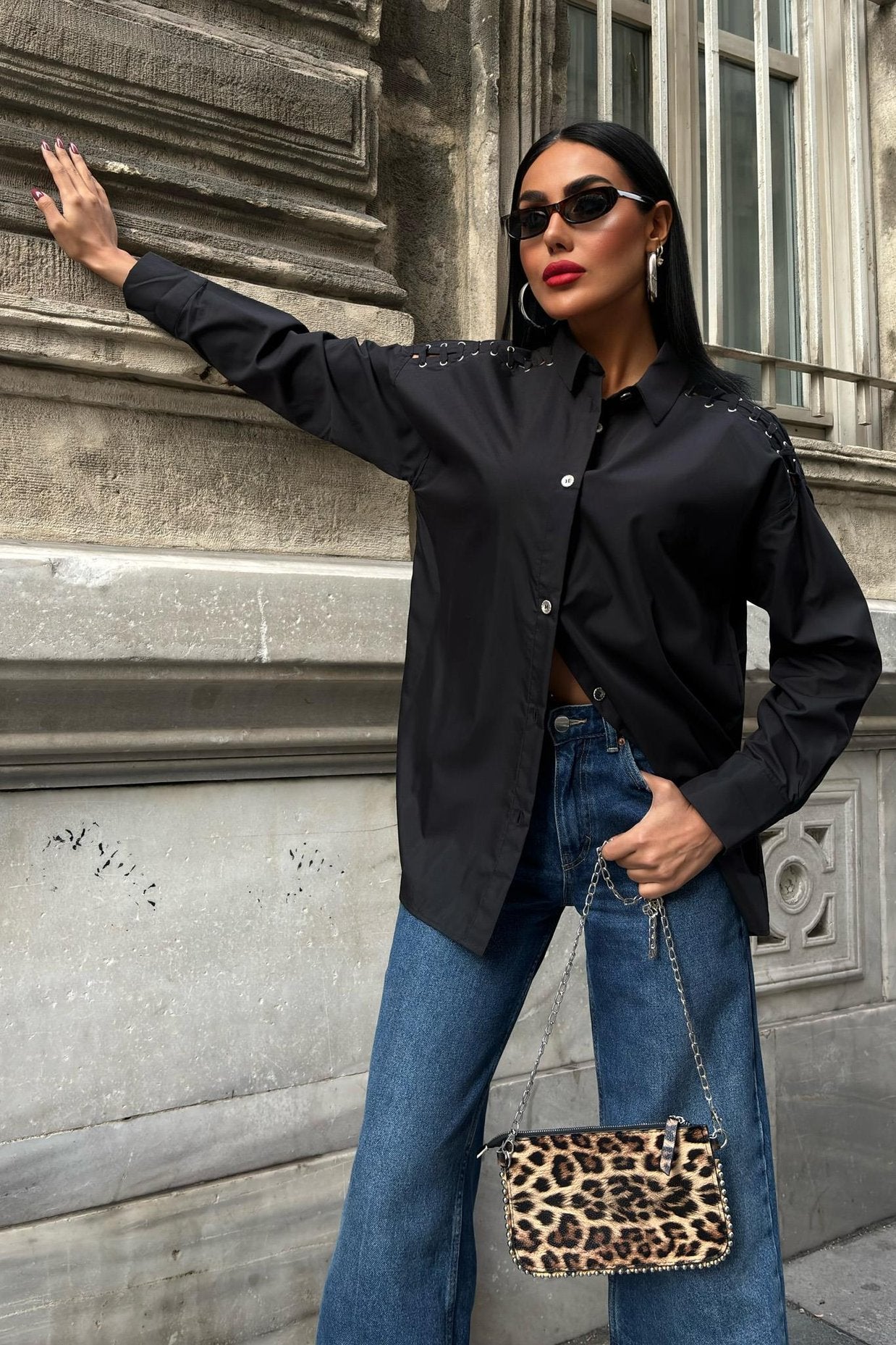Poplin Shirt with Eyelet and Piping Detail