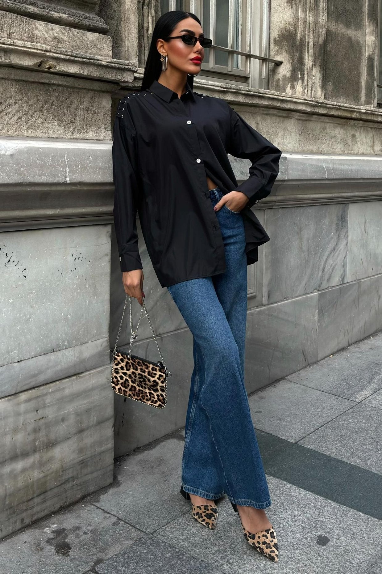 Poplin Shirt with Eyelet and Piping Detail