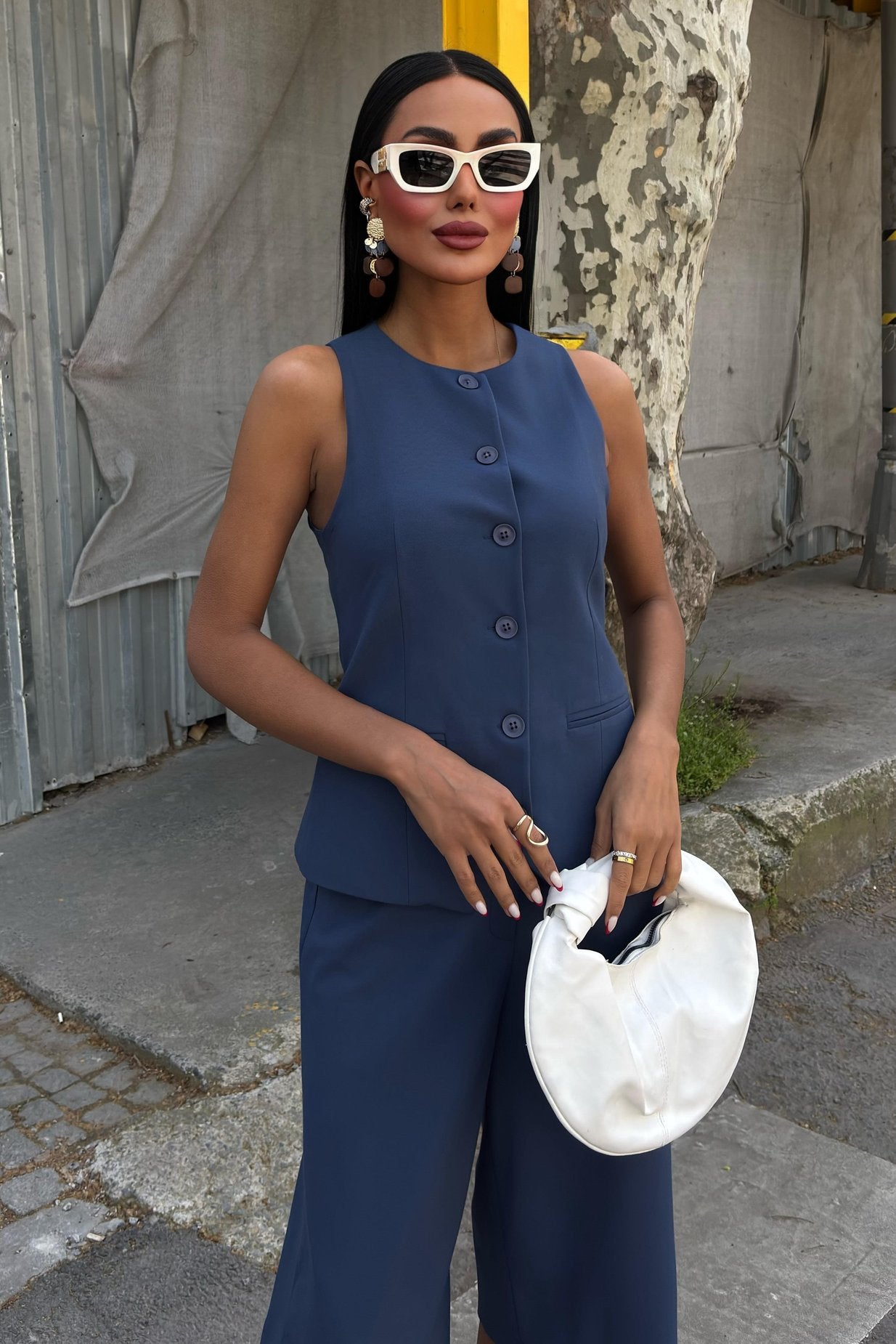 Midi Shorts and Vest Viscose Suit Blue
