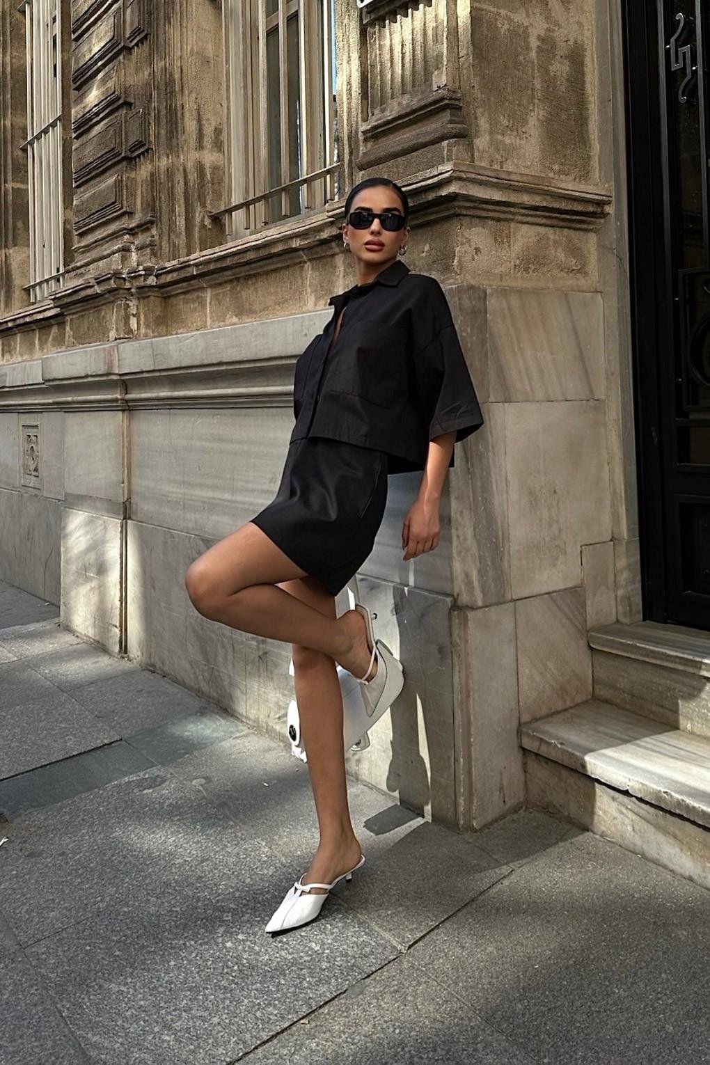 Naomi Gabardine Skirt Suit Black