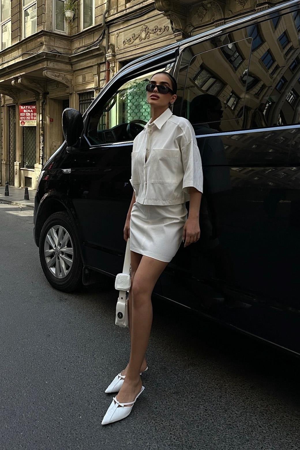 Naomi Gabardine Skirt Suit white
