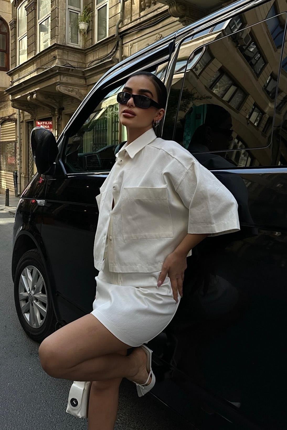 Naomi Gabardine Skirt Suit white