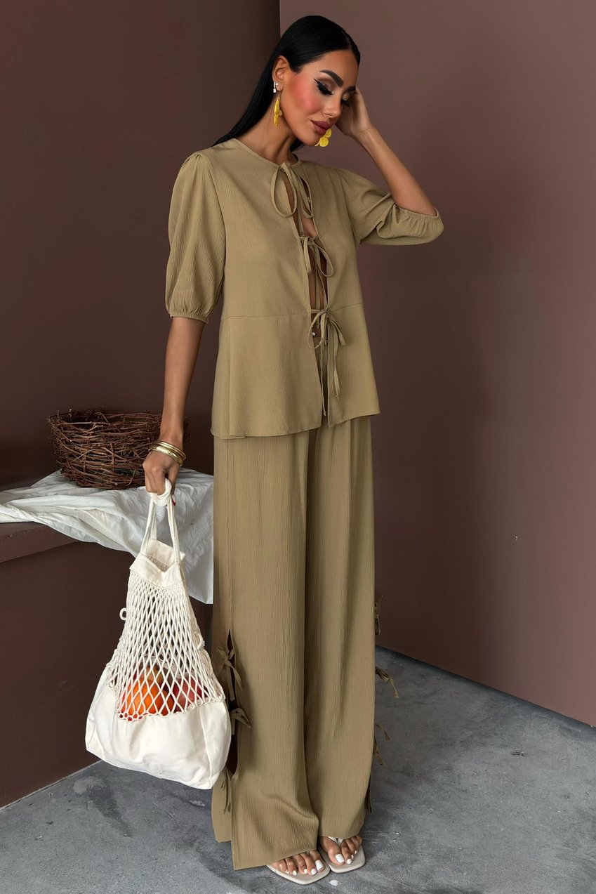 Lace-up Front, Slit-Legged, Crinkle-Shabby Suit Green