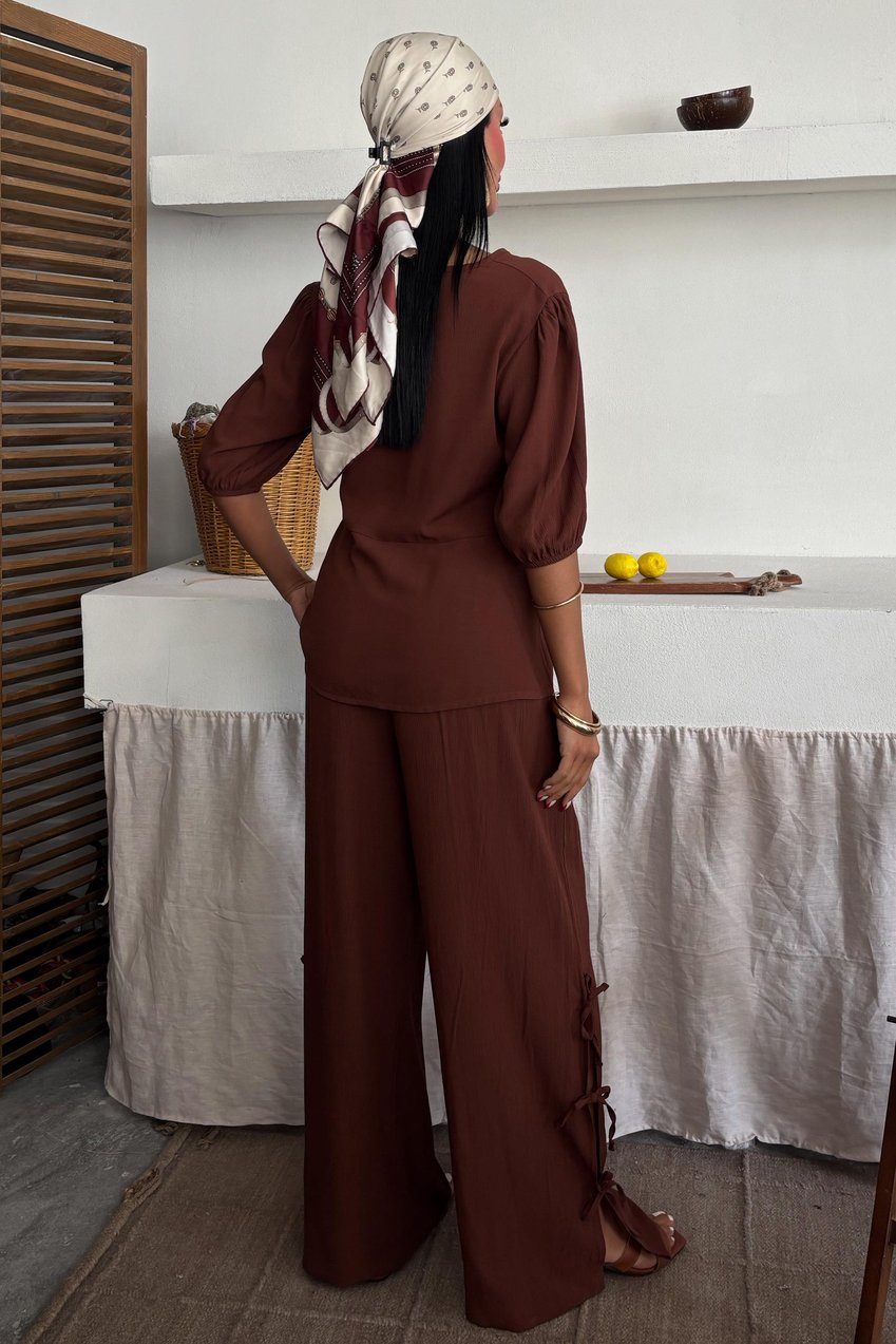 Lace-up Front, Slit-Legged, Crinkle-Shabby Suit Brown