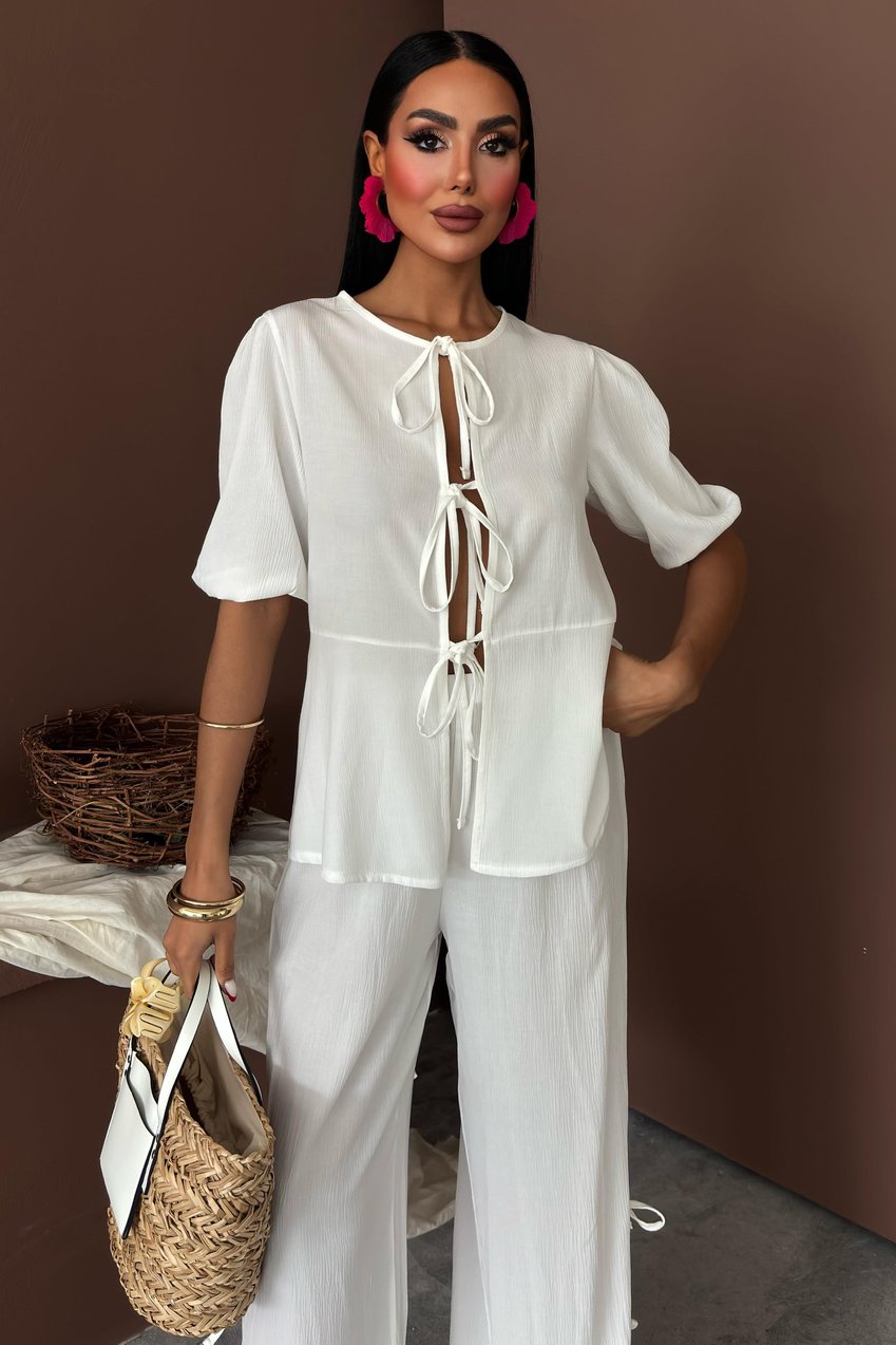 Lace-up Front, Slit-Legged, Crinkle-Shabby Suit white