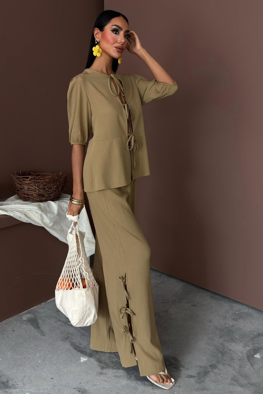 Lace-up Front, Slit-Legged, Crinkle-Shabby Suit Green