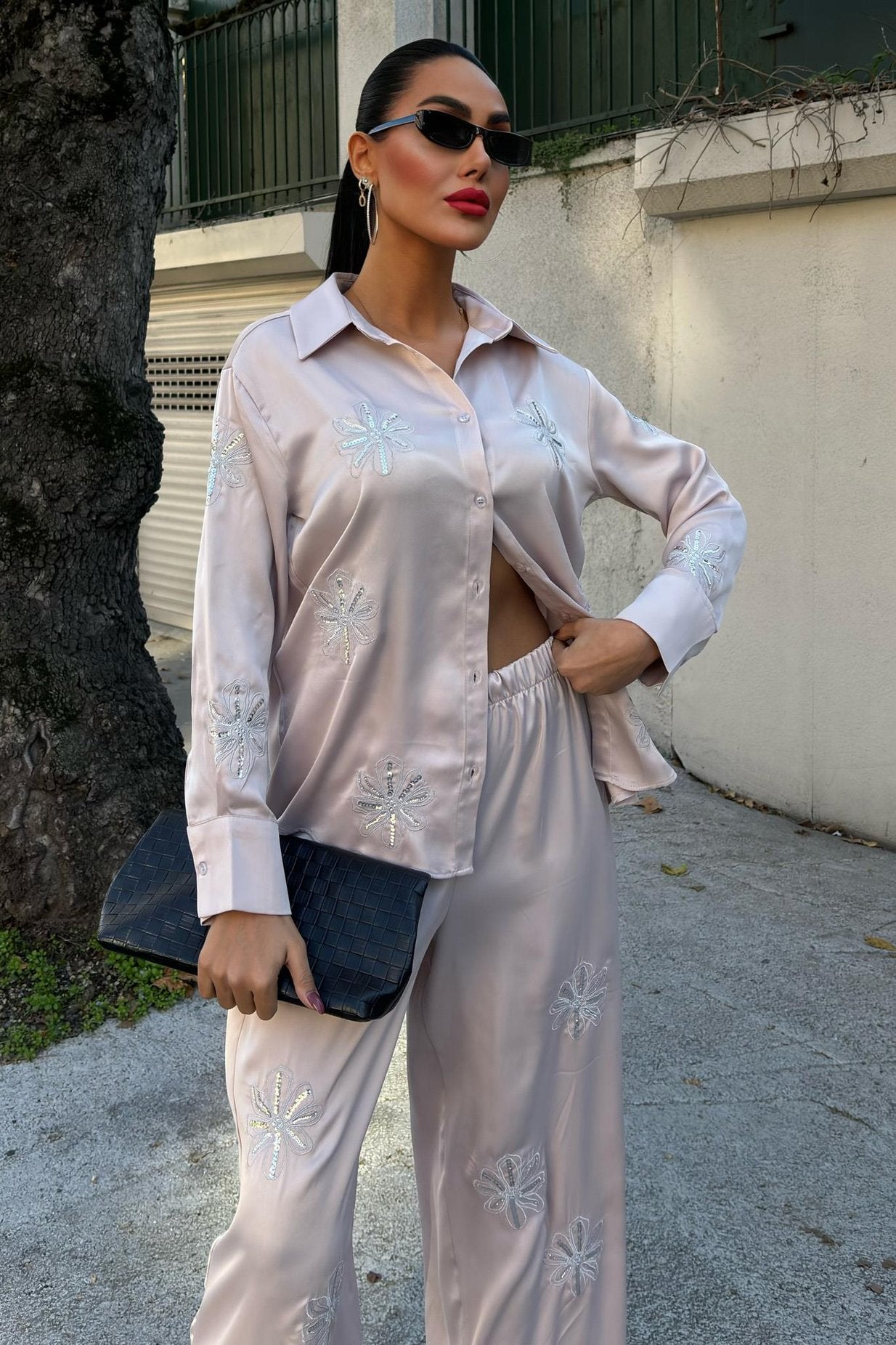Sequined Glittery Floral Satin Two-Piece Suit Silver
