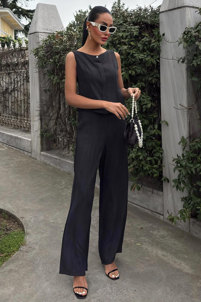 Zero Sleeve Blouse Batik Patterned Trousers Two Piece Set Black