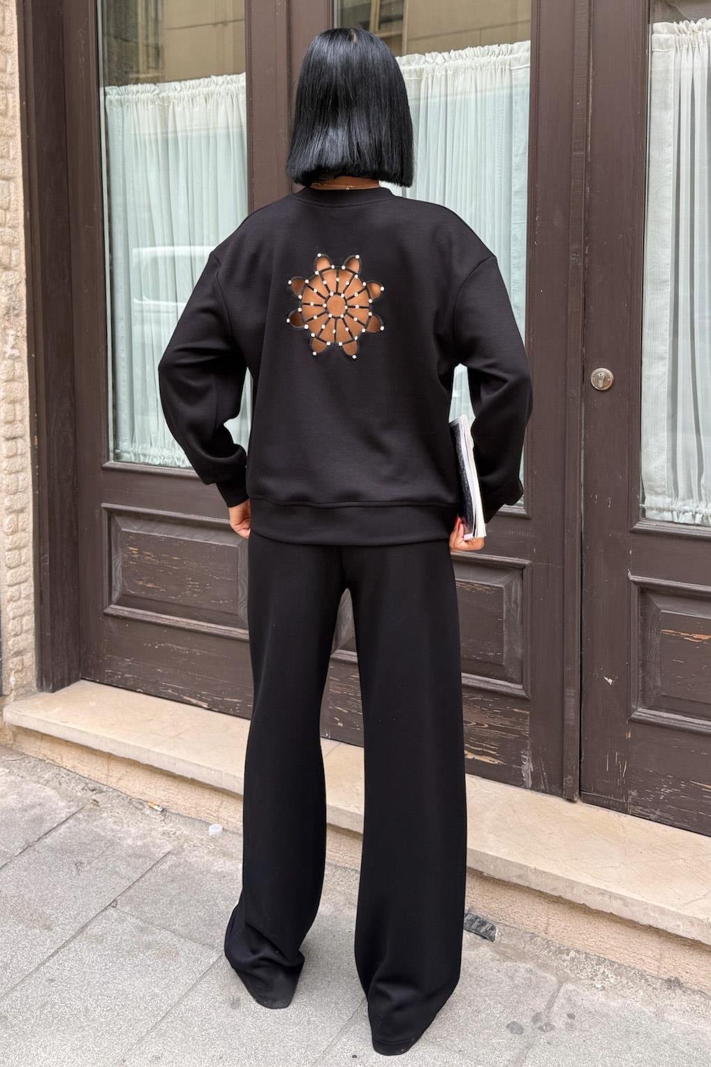 Modal Suit with Back Accessory Decollete Black