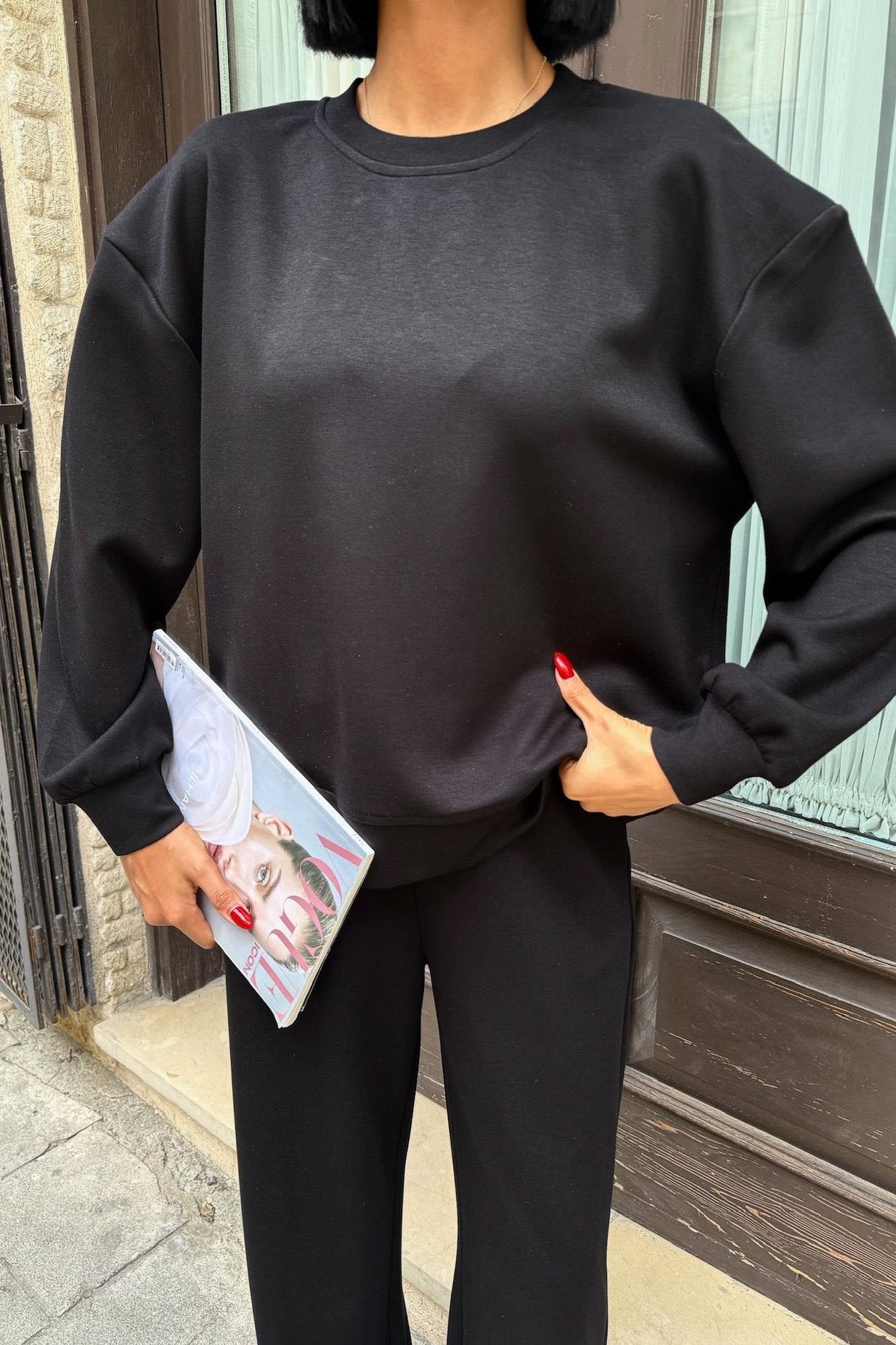 Modal Suit with Back Accessory Decollete Black