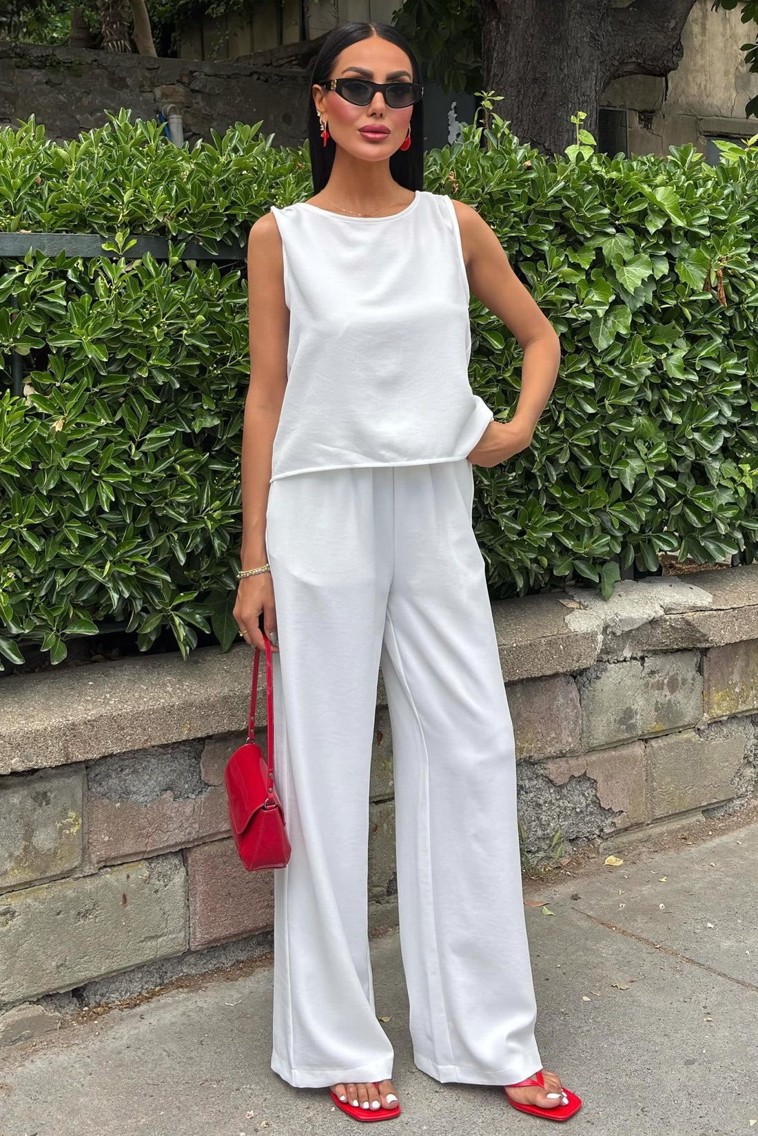 Comfortable Laced Backless Suit White
