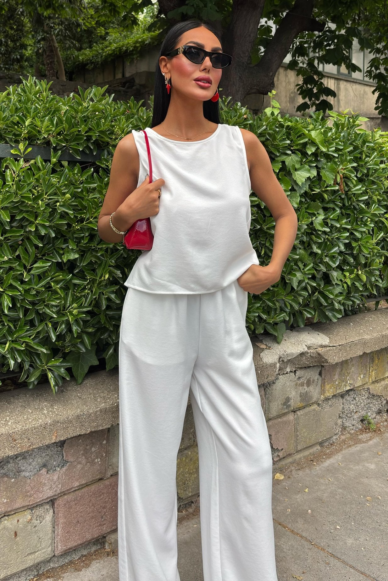 Comfortable Laced Backless Suit White