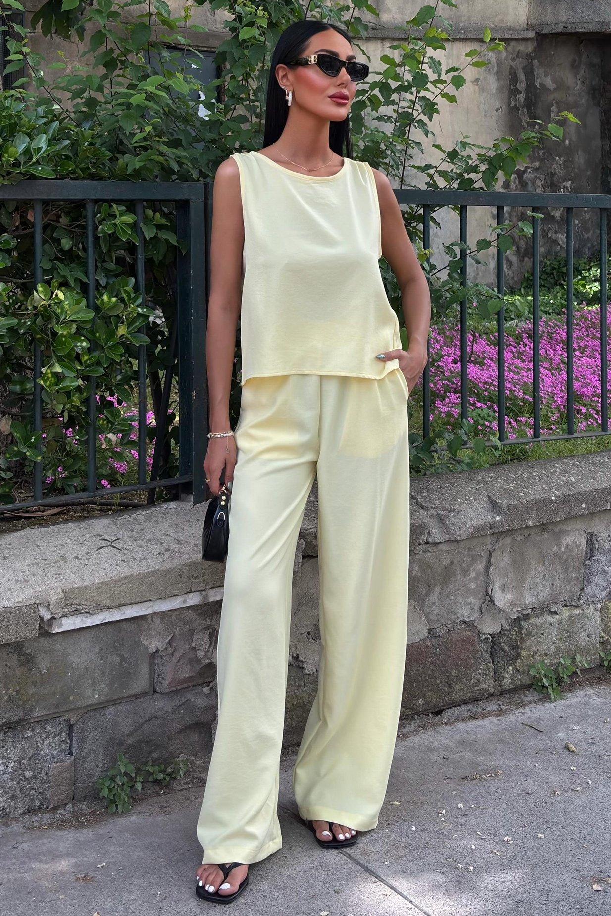 Comfortable Laced Backless Suit yellow