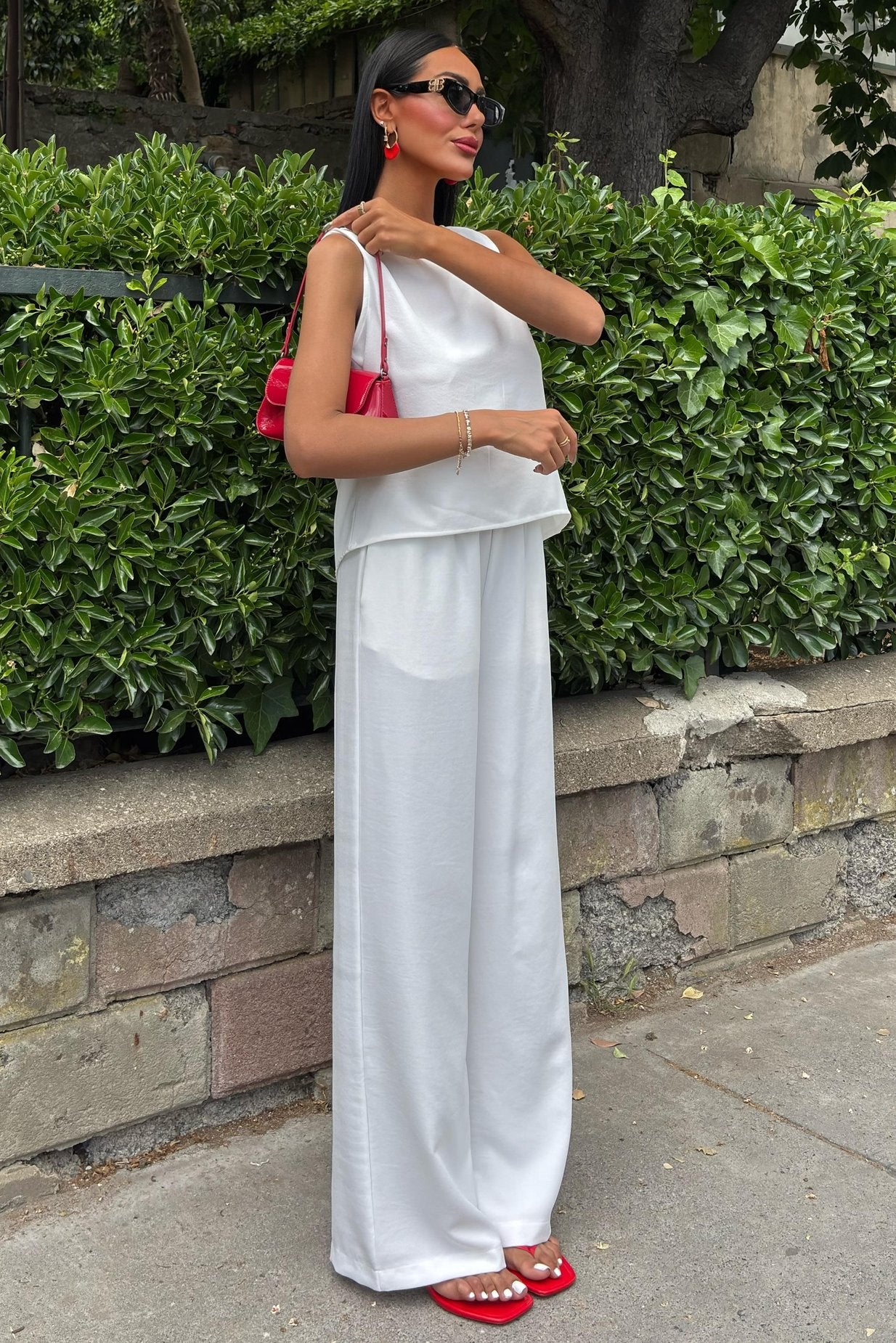 Comfortable Laced Backless Suit White