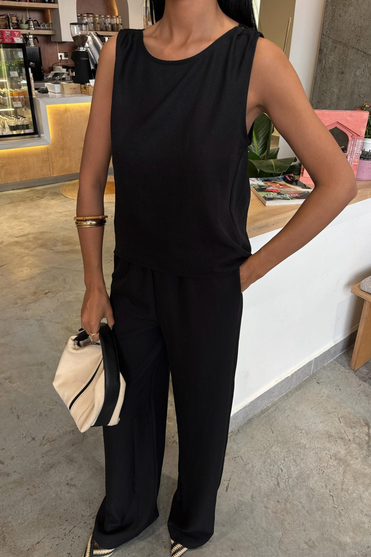 Comfortable Laced Backless Suit Black