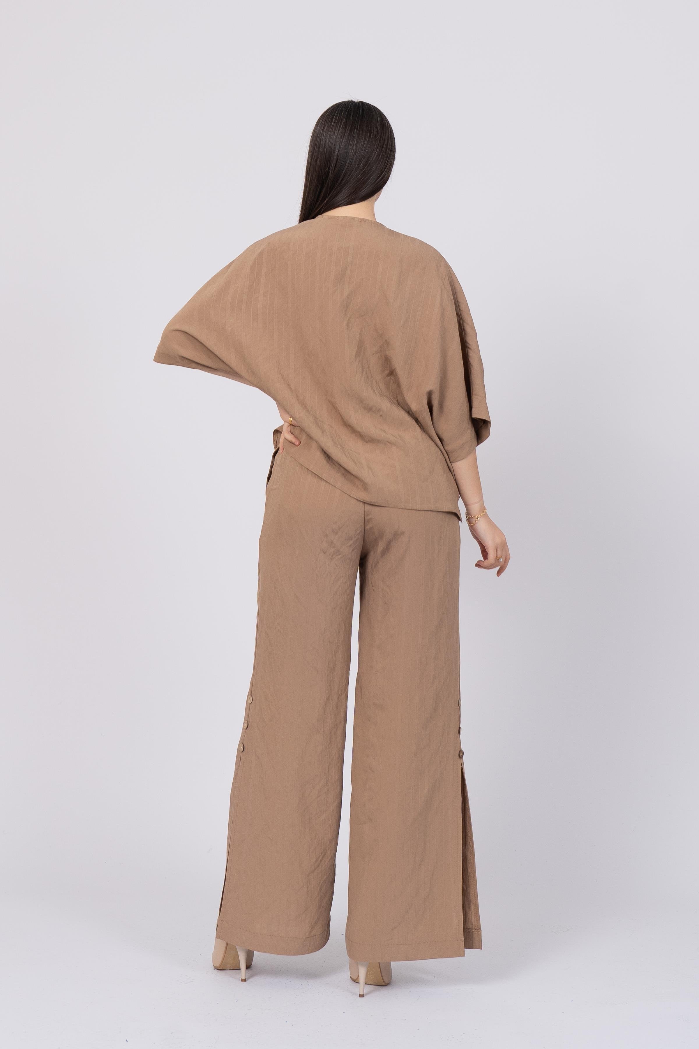 Brown Styli Model Top and Elastic Waist Side Button Detailed Trouser Set