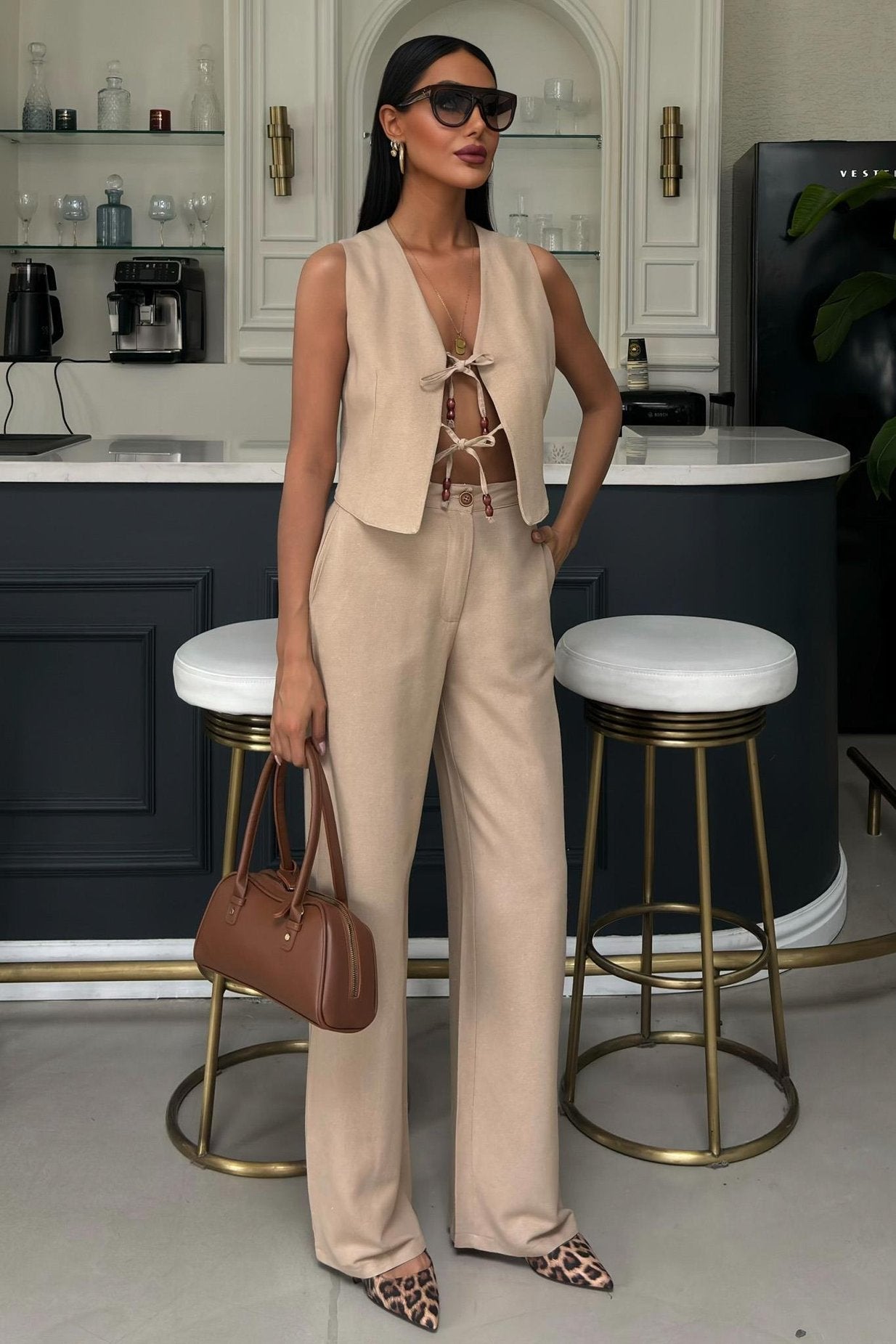 Linen Two-Piece Suit with Tied Vest beige