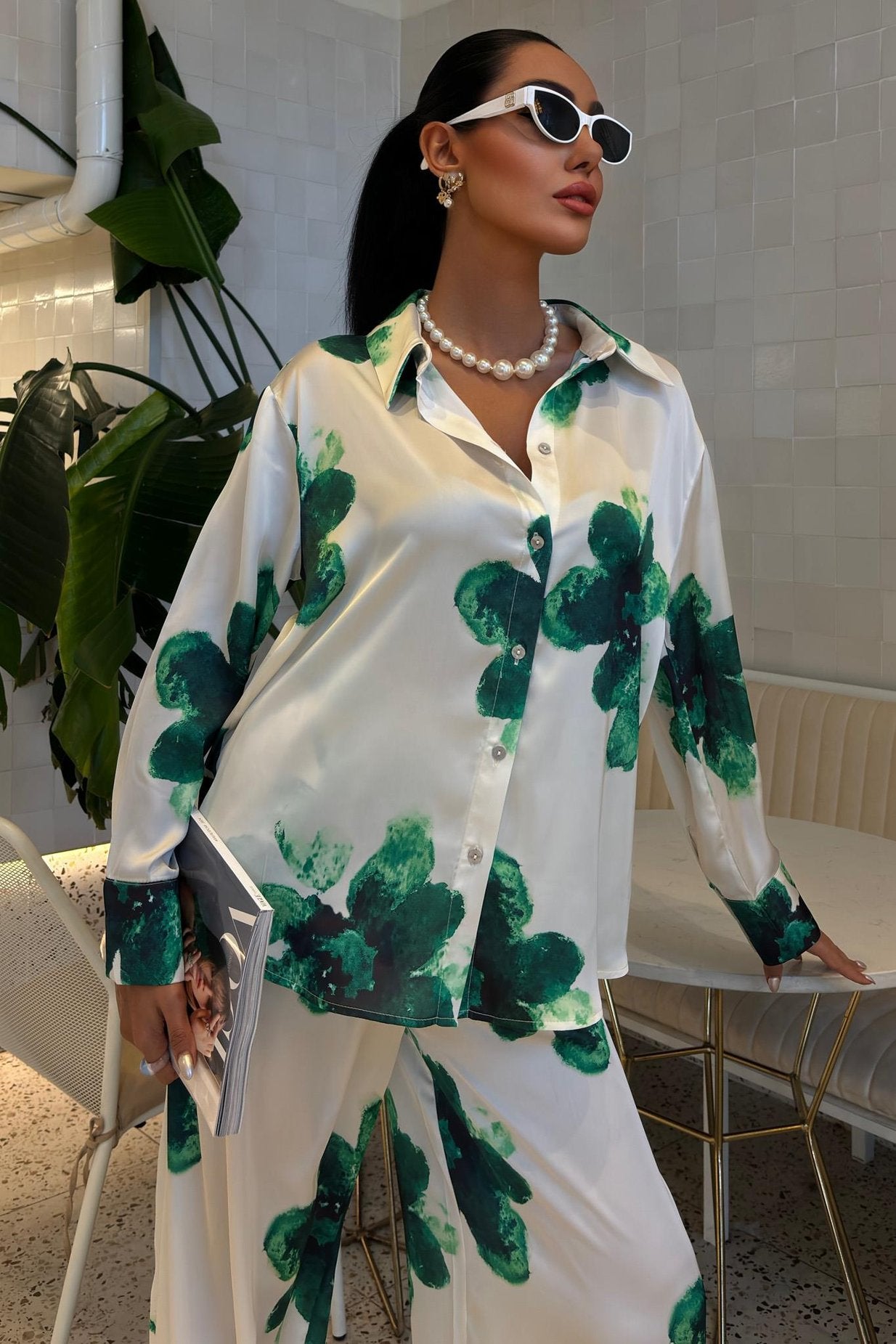Green Floral Patterned Satin Suit