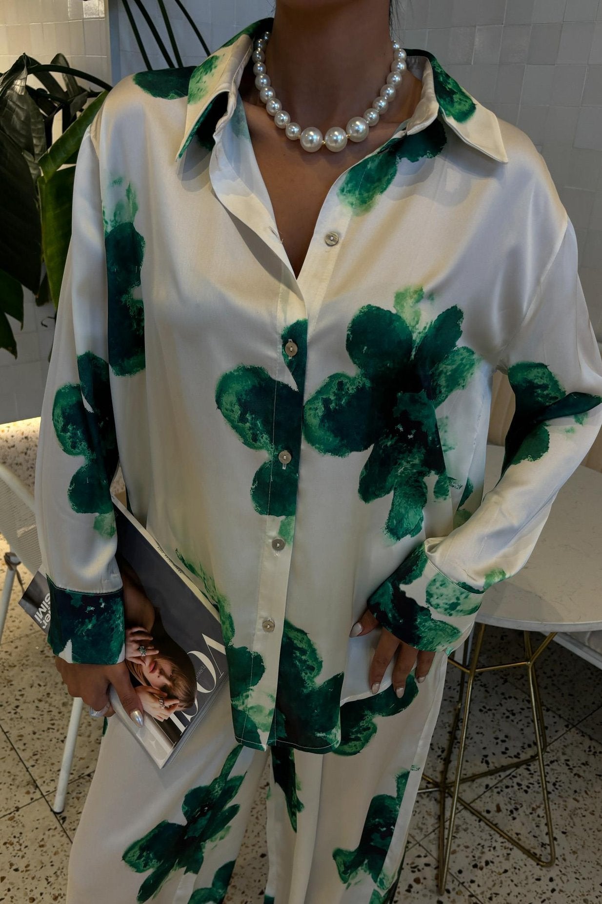 Green Floral Patterned Satin Suit